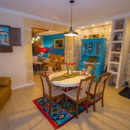 Sadrvan Villa *